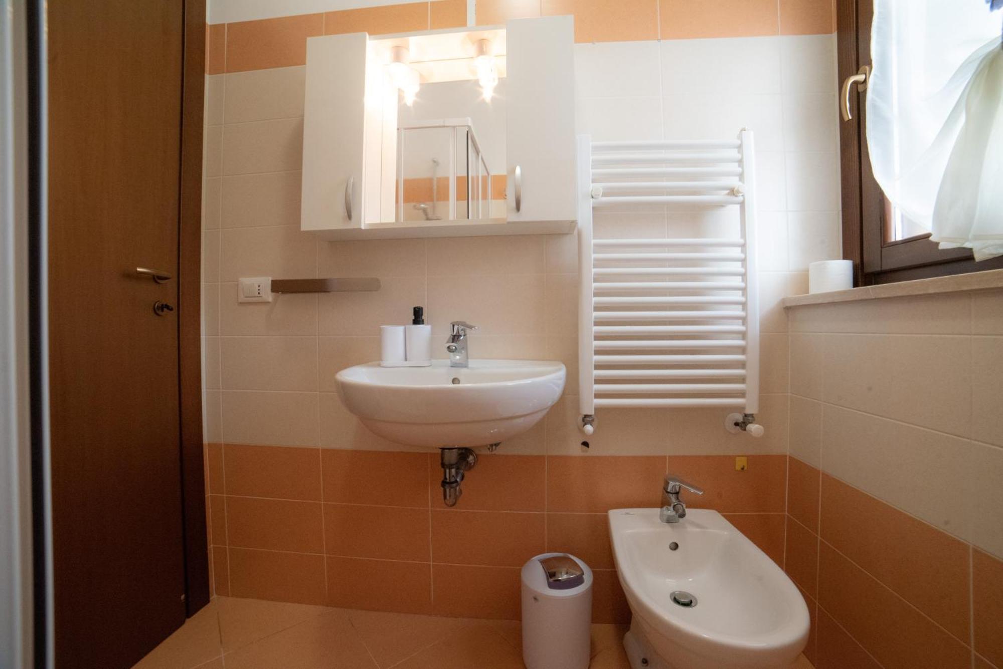 Apartamento Fele'S House Guidonia Exterior foto